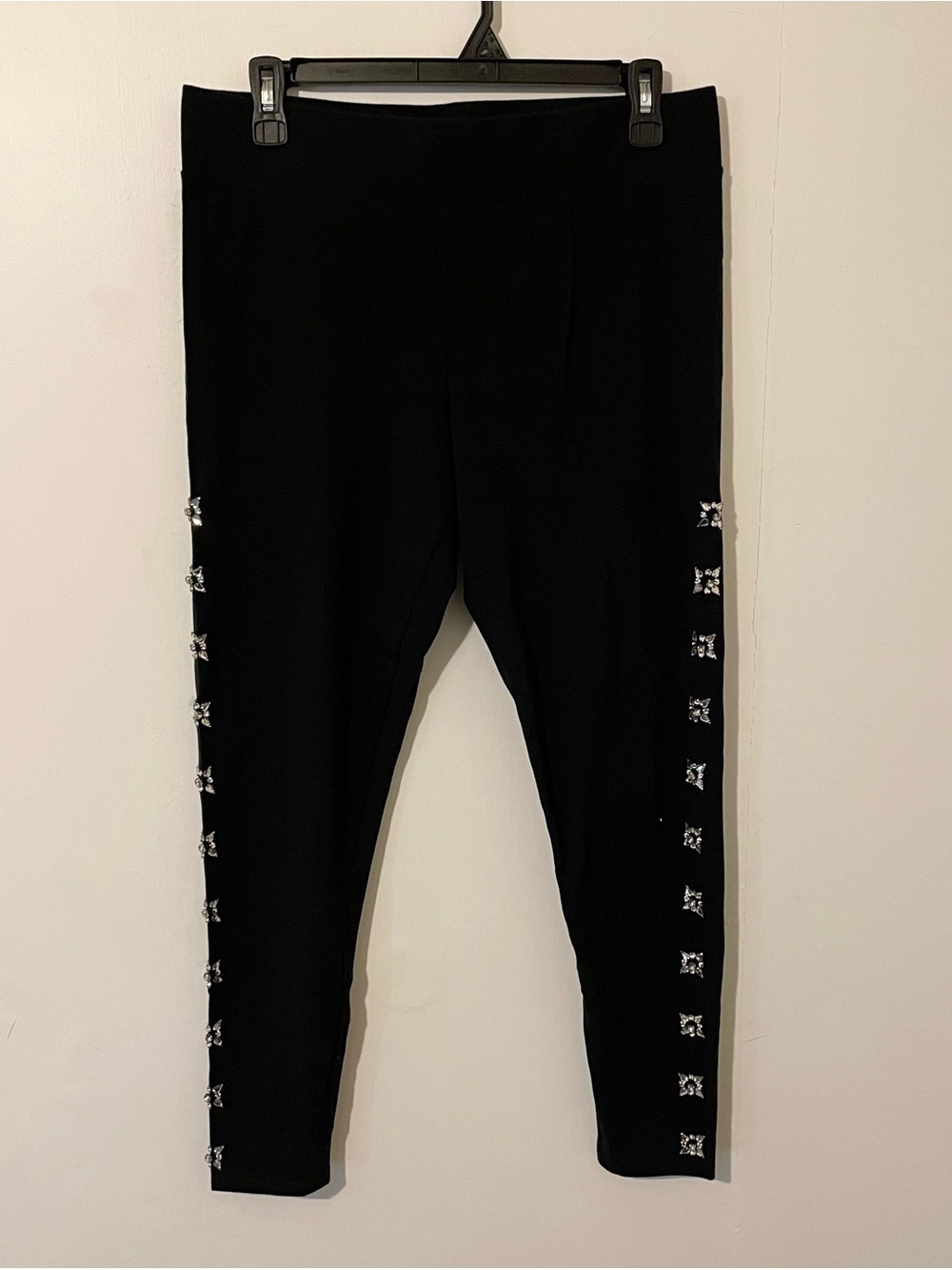 Torrid Black Rhinestones Accented Silver Gems Leggings Plus Size 1 1X y2k style